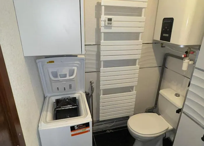 With Balcony -250 M From The 아파트 Saint-Raphaël